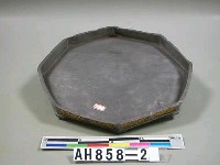 藏品(錫托盤)的圖片